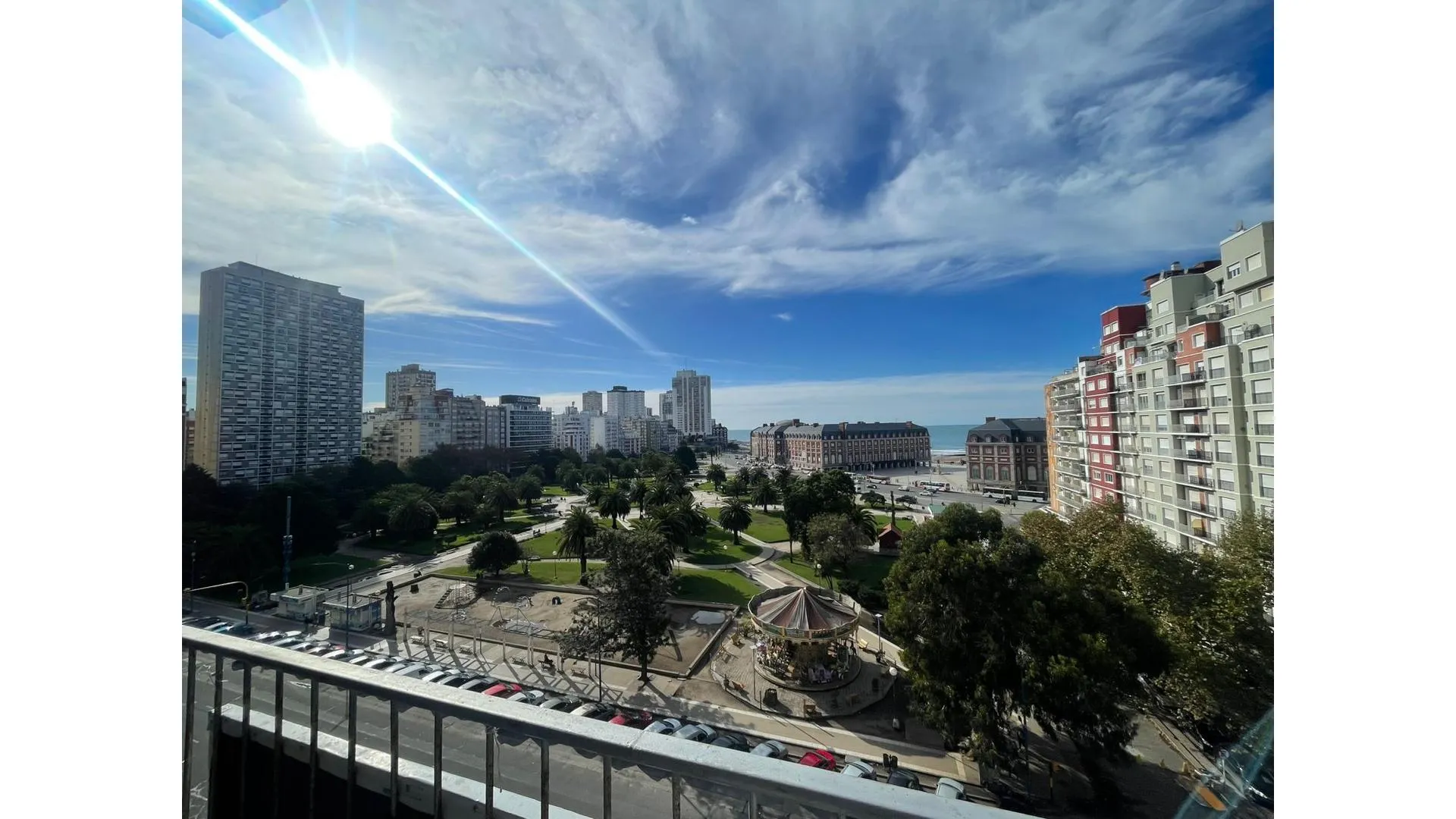 Venta de departamento 2 amb ampios con vista a Plaza Colon