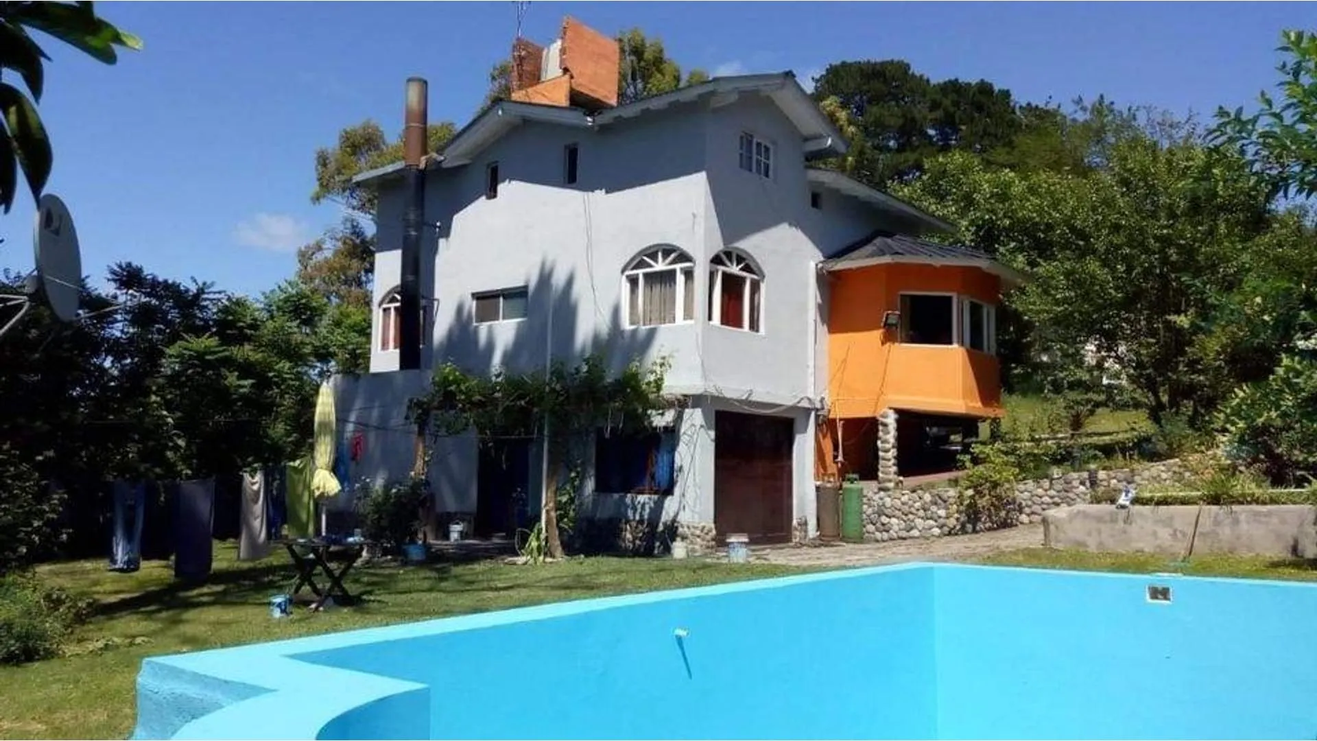VENTA CASA 7 AMB EN SIERRA DE LOS PADRES!