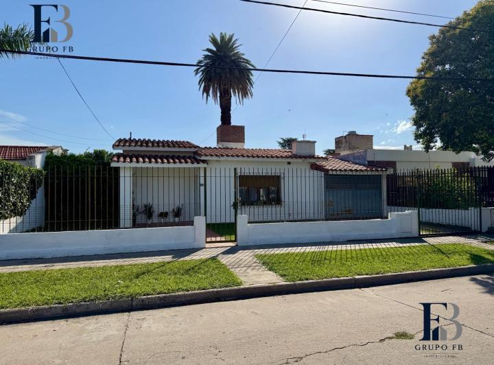 Casa · 109m² · 4 Ambientes · 1 Cochera