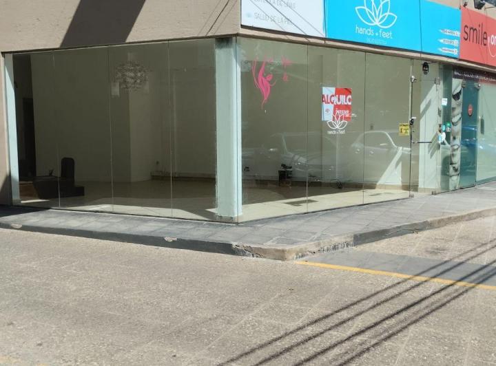 Local comercial · 55m² · 3 Ambientes