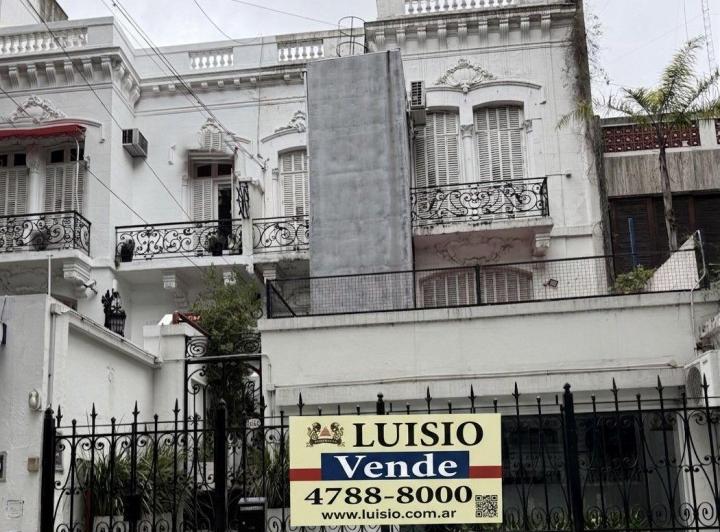 Terreno · 590m² · 9 Ambientes
