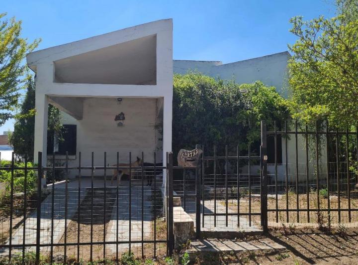 Casa · 115m² · 2 Ambientes · 1 Cochera