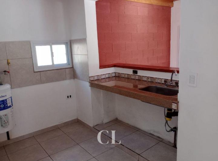Casa · 82m² · 4 Ambientes · 1 Cochera