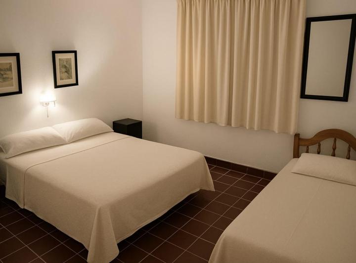 Casa · 160m² · 4 Ambientes · 2 Cocheras