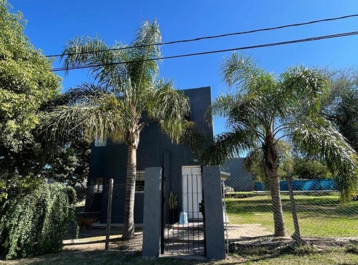 Casa · 320m² · 12 Ambientes · 3 Cocheras