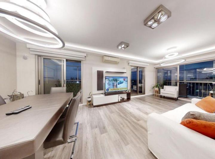 Departamento · 95m² · 4 Ambientes · 1 Cochera