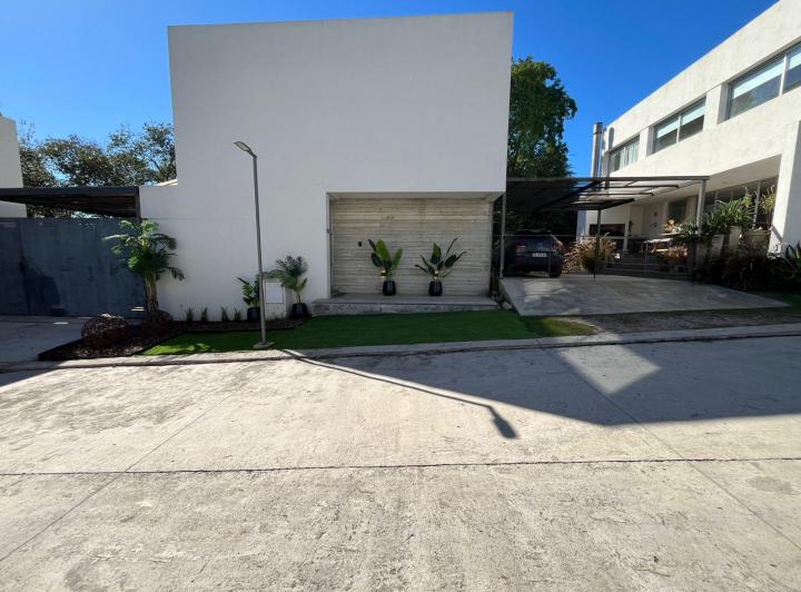Casa · 230m² · 3 Ambientes