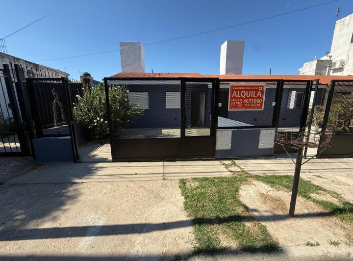 Casa · 90m² · 3 Ambientes · 1 Cochera