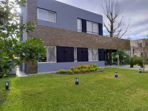 Casa en Venta en Francisco Alvarez, Partido de Moreno
