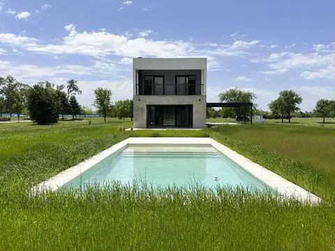 Casa en Venta en Everlinks Golf & Country Club, Countries y Barrios Cerrados en Lujan