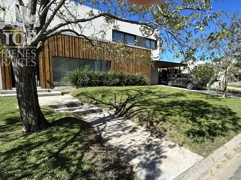 Casa en Venta en El Cantón - Barrio Golf, Countries y Barrios Cerrados en Escobar