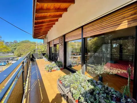 Casa en Venta en Barrio Parque, Villa Martelli