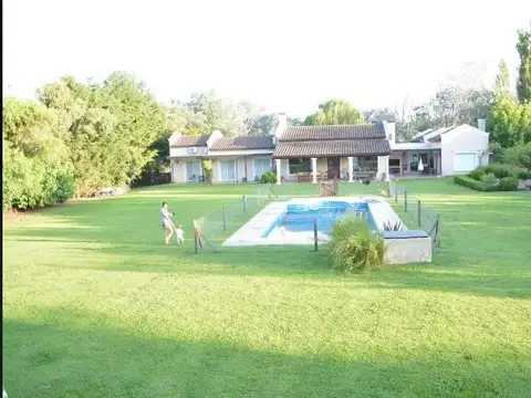 Casa en Venta en La Retama, Countries y Barrios Cerrados en Pilar