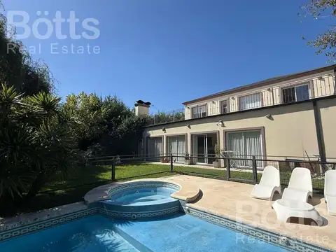 Casa en Venta en Countries y Barrios Cerrados en Moreno, Partido de Moreno