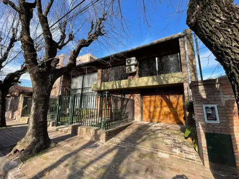 Casa en Venta en Ciudad Jardin del Palomar, Partido de Tres de Febrero