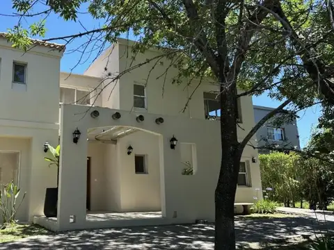 Casa en Venta en Saint Matthews, Countries y Barrios Cerrados en Pilar