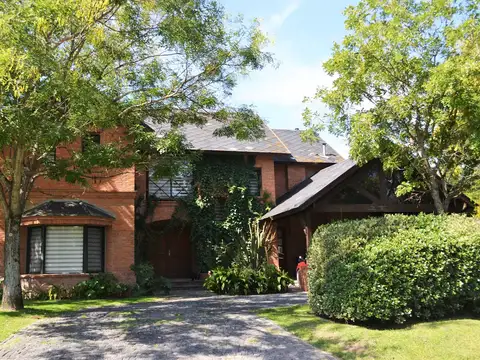Casa en Venta en Estancias Del Pilar, Countries y Barrios Cerrados en Pilar