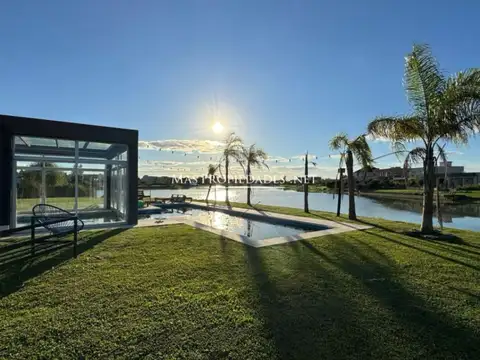 Casa en Venta en San Lucas, Canning