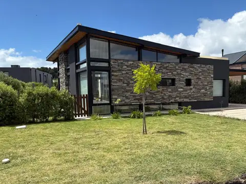 Casa en Venta en Rumenco Joven, Mar del Plata