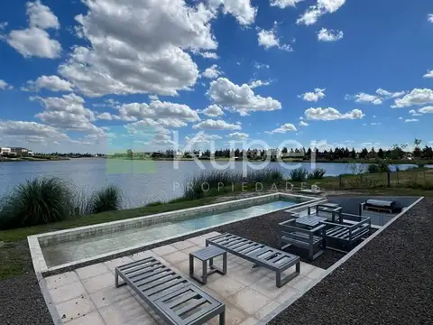 Casa en Venta en El Naudir, Countries y Barrios Cerrados en Escobar