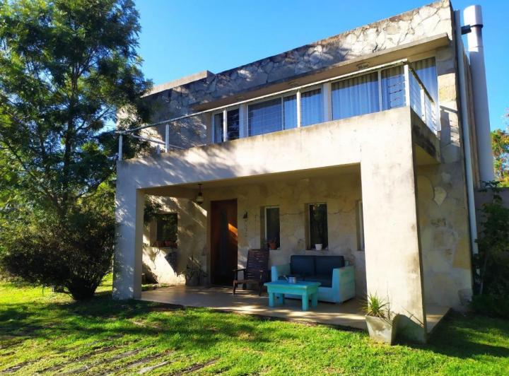 Casa · 170m² · 6 Ambientes · 2 Cocheras