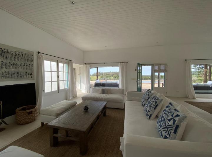 Casa · 200m² · 5 Ambientes