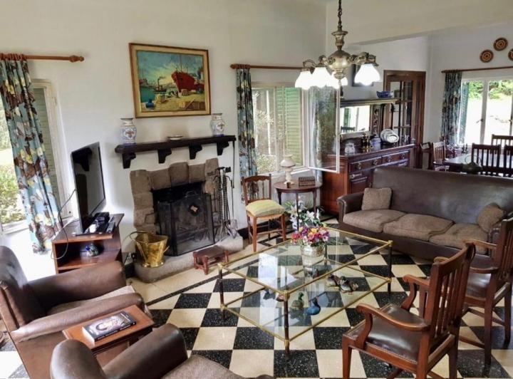 Casa · 370m² · 10 Ambientes