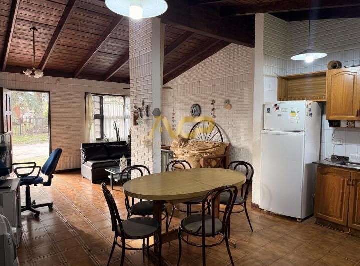 Casa · 90m² · 3 Ambientes · 1 Cochera