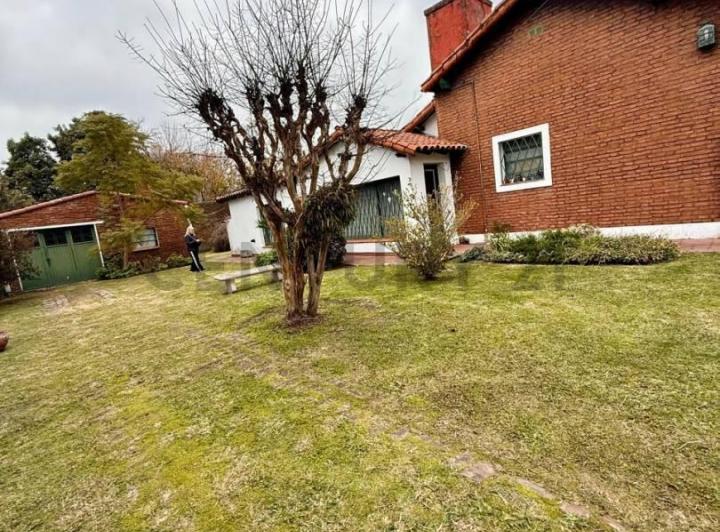 Terreno · 125m² · 4 Ambientes · 1 Cochera