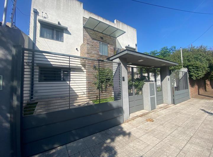 PH · 100m² · 4 Ambientes · 1 Cochera