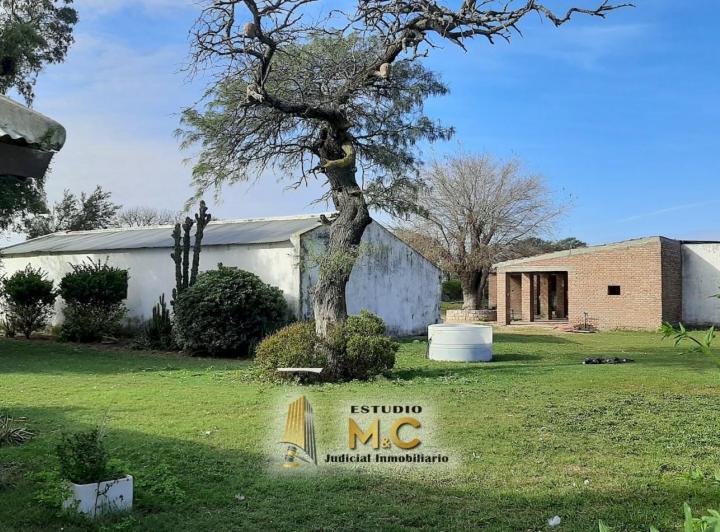Casa · 597m² · 6 Ambientes · 2 Cocheras