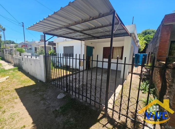 Casa · 90m² · 4 Ambientes · 1 Cochera