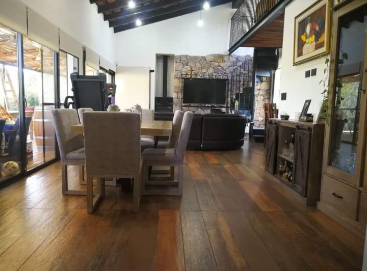 Casa · 353m² · 3 Ambientes