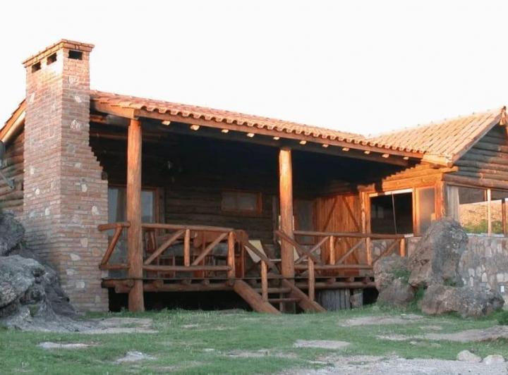 Casa · 104m² · 5 Ambientes · 1 Cochera