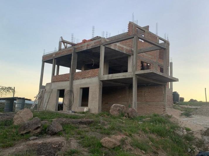 Casa · 130m² · 3 Dormitorios · 1 Cochera