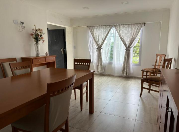 Casa · 187m² · 3 Dormitorios · 3 Cocheras