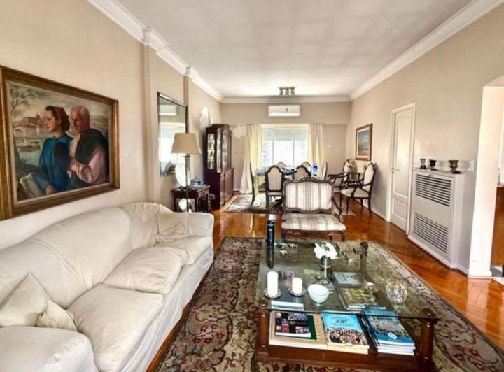Departamento · 144m² · 5 Ambientes · 1 Cochera