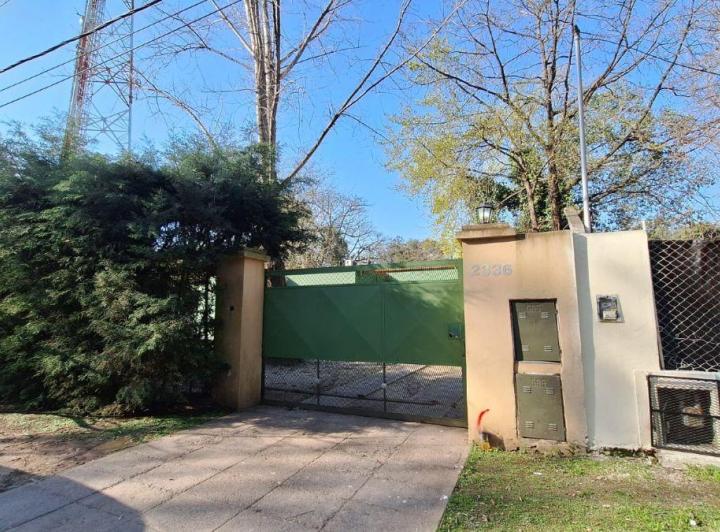 Casa · 120m² · 4 Ambientes · 3 Cocheras