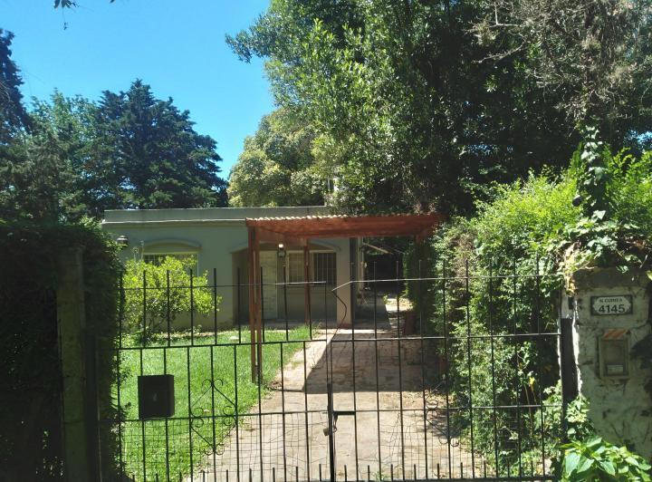 Casa · 100m² · 4 Ambientes · 1 Cochera