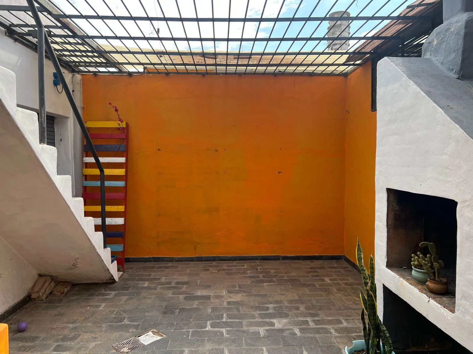 CASA USO COMECIAL