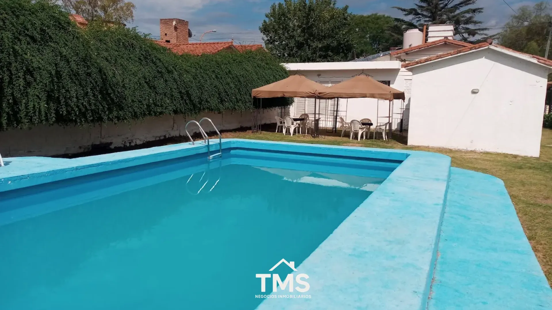 Complejo de 6 deptos en Villa Carlos Paz