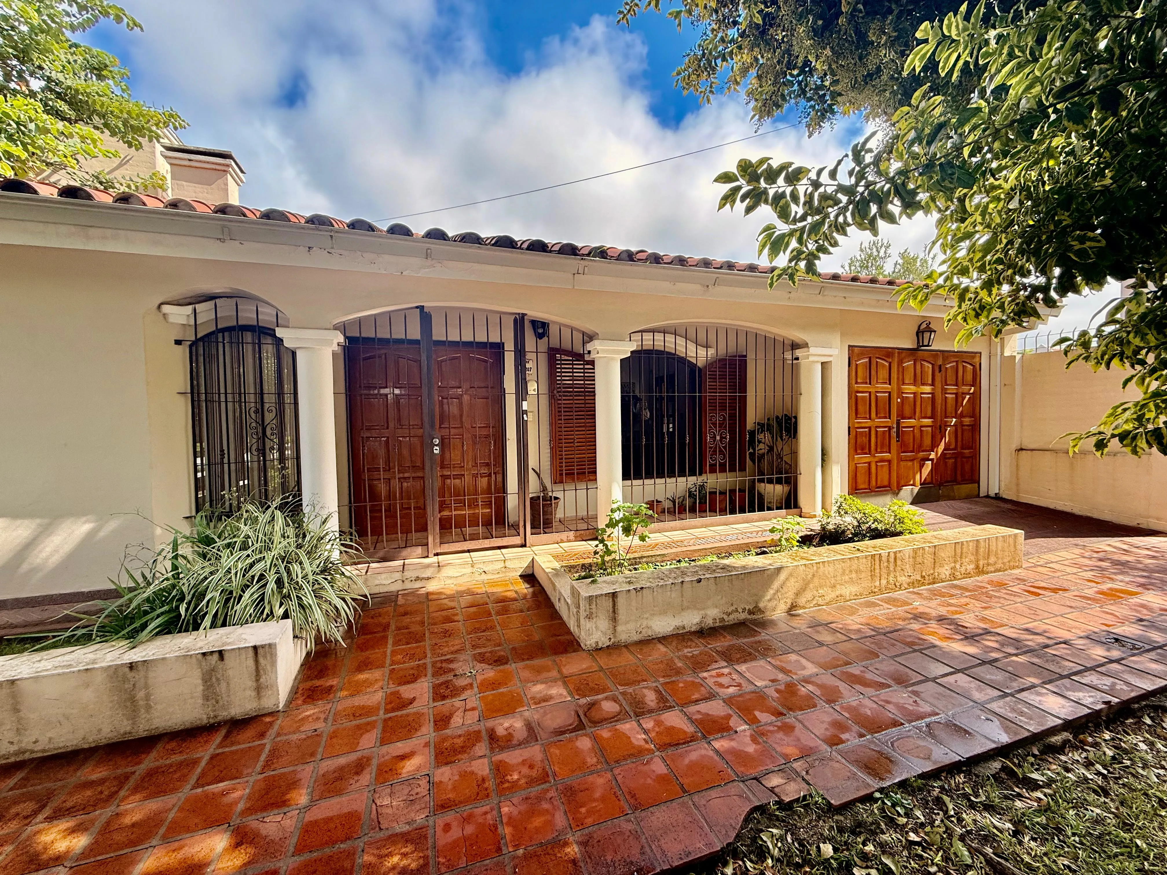 VENTA CASA ALEJANDRO CENTENO 3 DORM