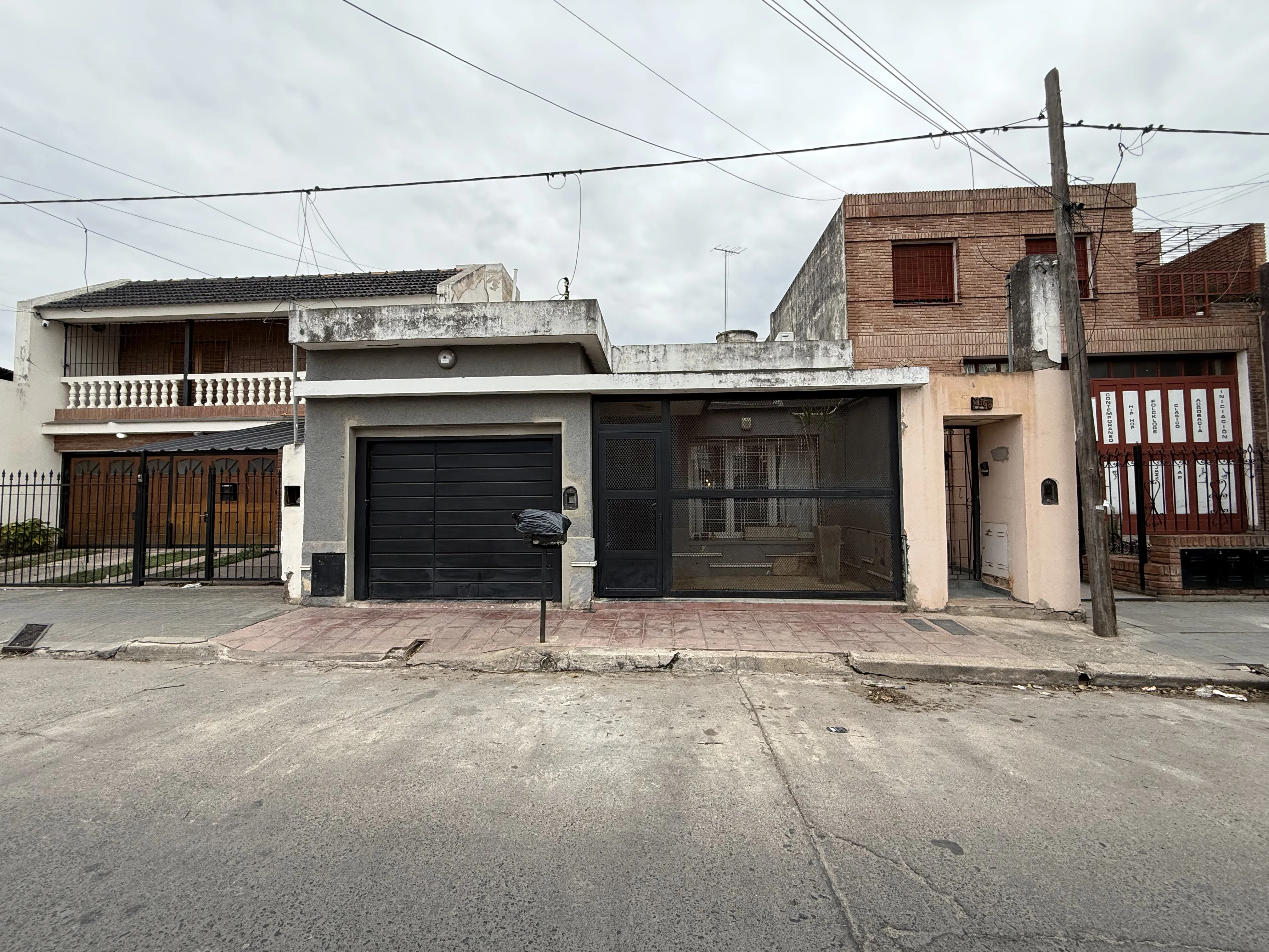 CASA 3 DORMITORIOS EN VENTA