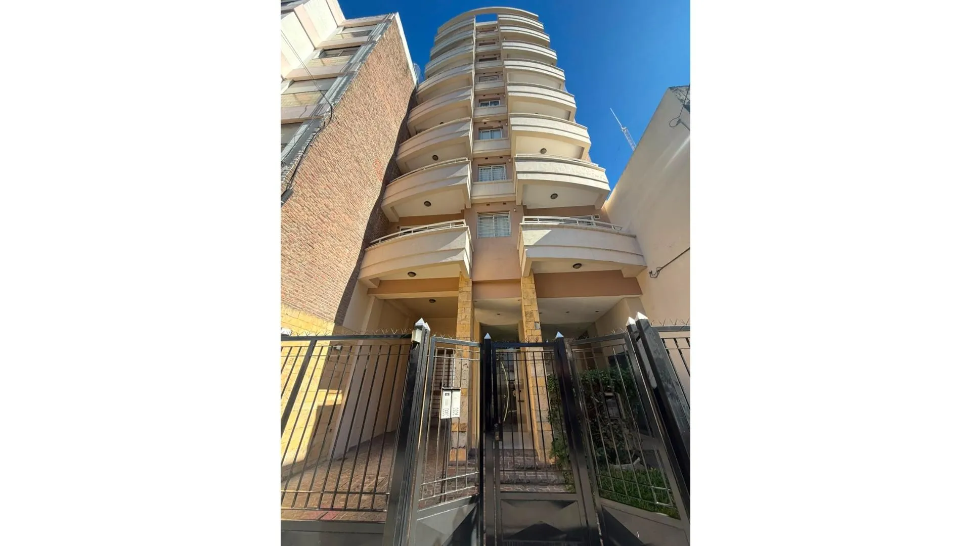 DEPARTAMENTO APTO A CREDITO 2 AMB CON BAULERA LANUS OESTE!