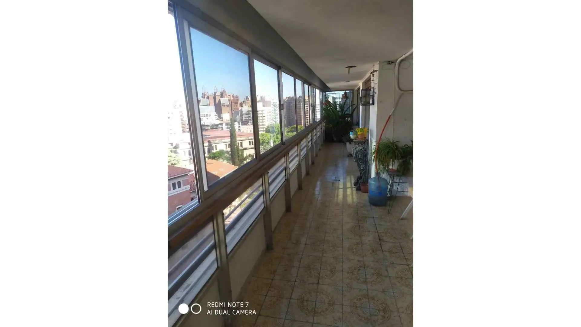 sobre Irigoyen Piso Completo!!!