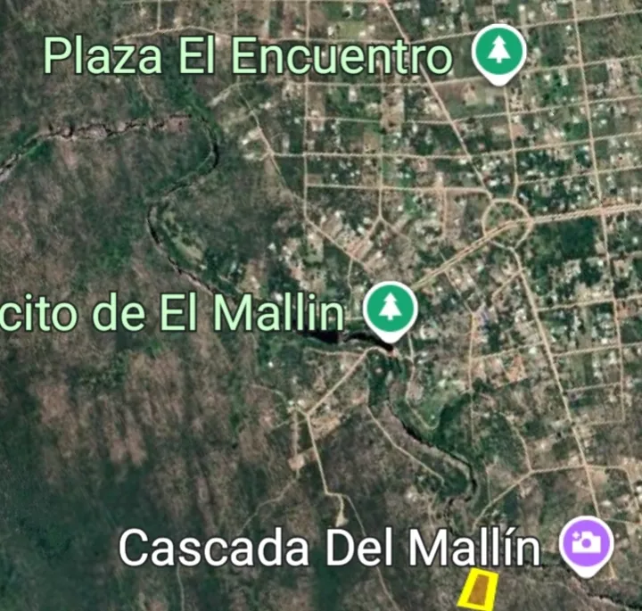 Vendo lote de 5300mts enfrente al rio con Escritura