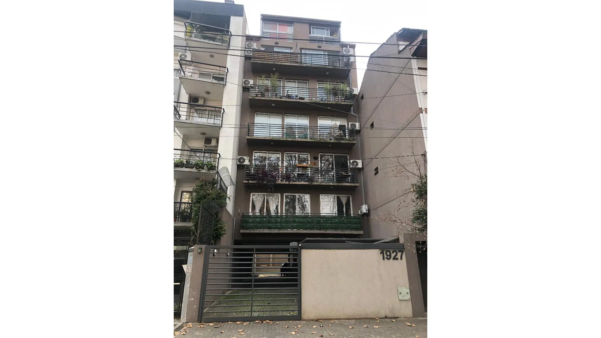 Moderno depto 3,5 ambientes en dx c/cochera olivos centro