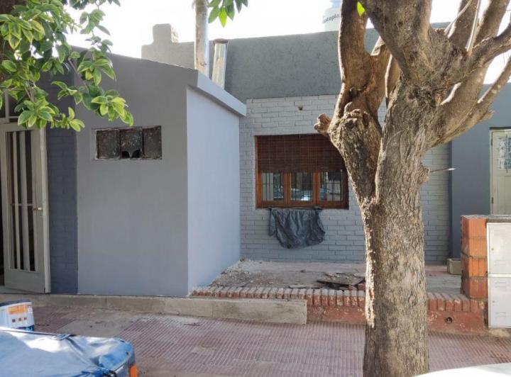 Casa · 110m² · 6 Ambientes · 1 Cochera