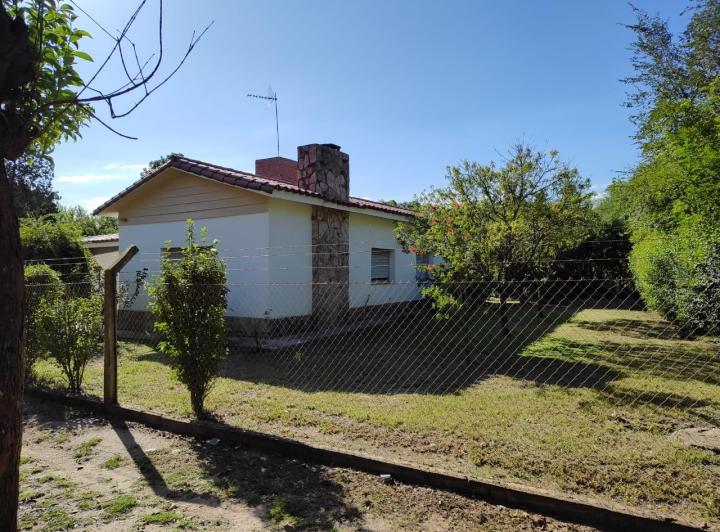 Casa · 200m² · 2 Dormitorios · 1 Cochera