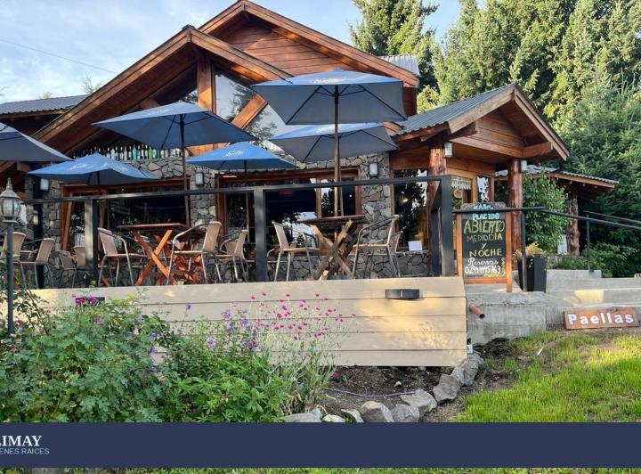 Local comercial · 210m² · 4 Ambientes